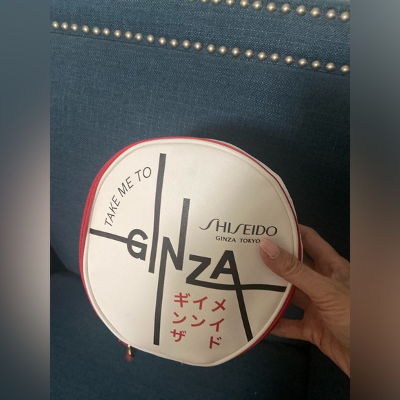 NWOT Shiseido Take Me To Ginza Round Medium Cosmetics Travel Pouch Red & White - Picture 7 of 11